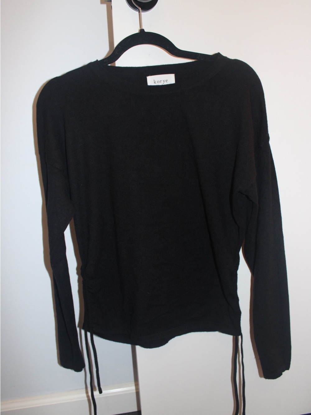 Korye Black Side Drawstring Crewneck Long Sleeve Top Size S